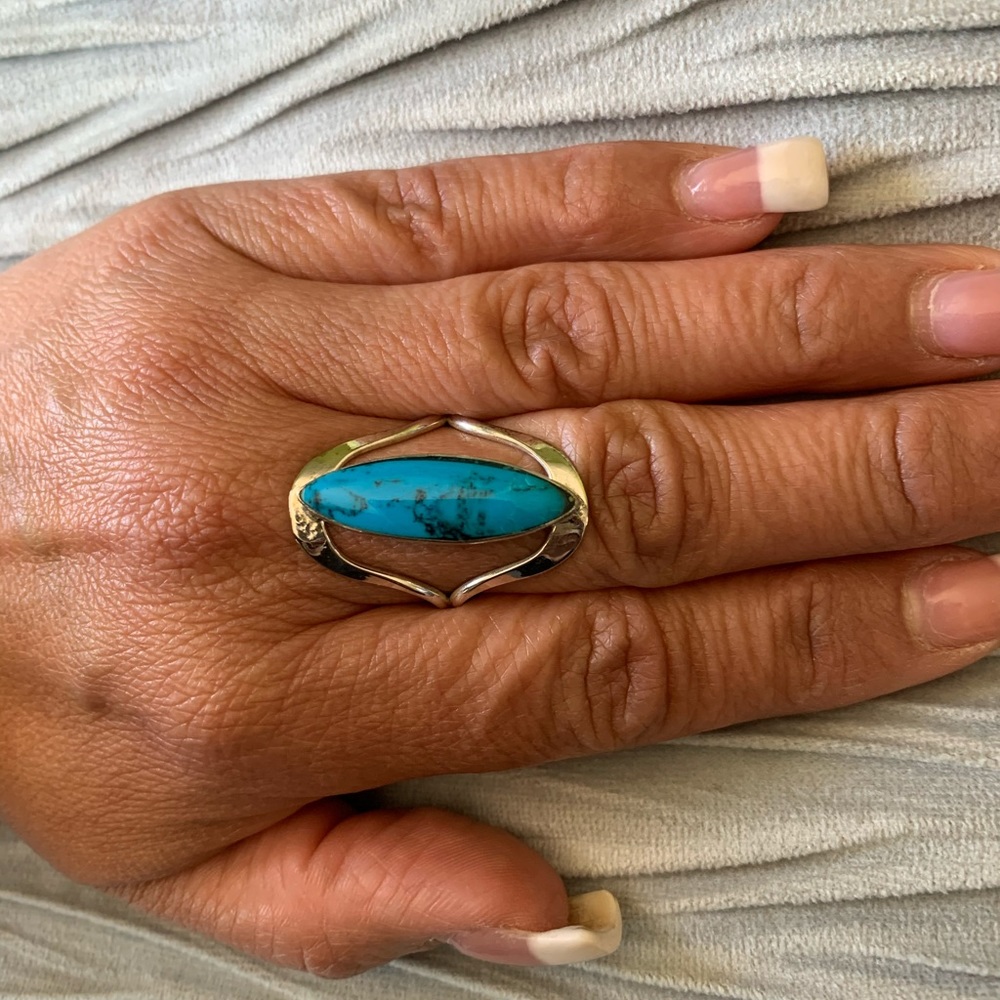 New silver ring - Picture 3 of 4